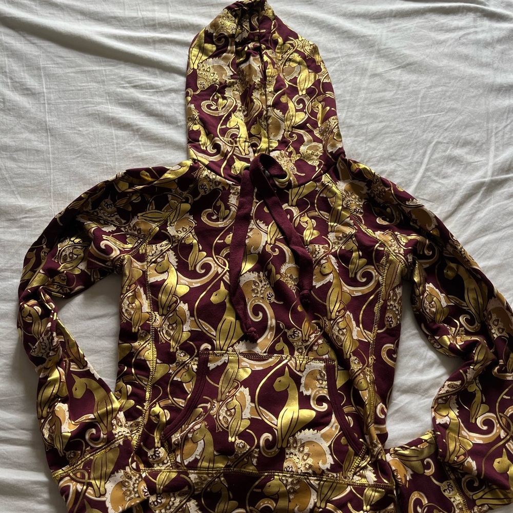 Y2K Babyphat Stylish Burgundy and Gold Patterned Hoodie
